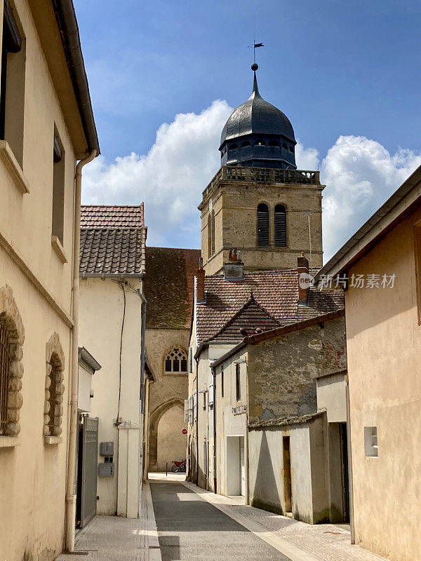 法国-勃艮第- Paray Le Monial -老城区的小街